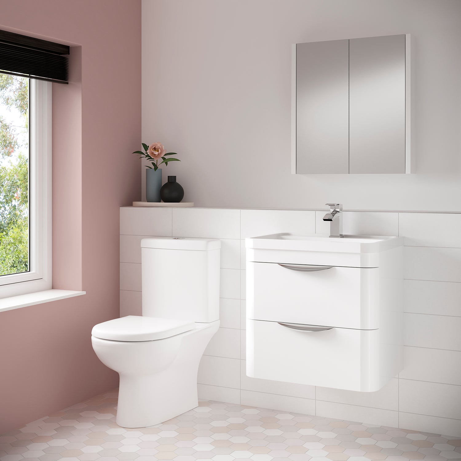 Soria Close Coupled Pan Cistern And Seat